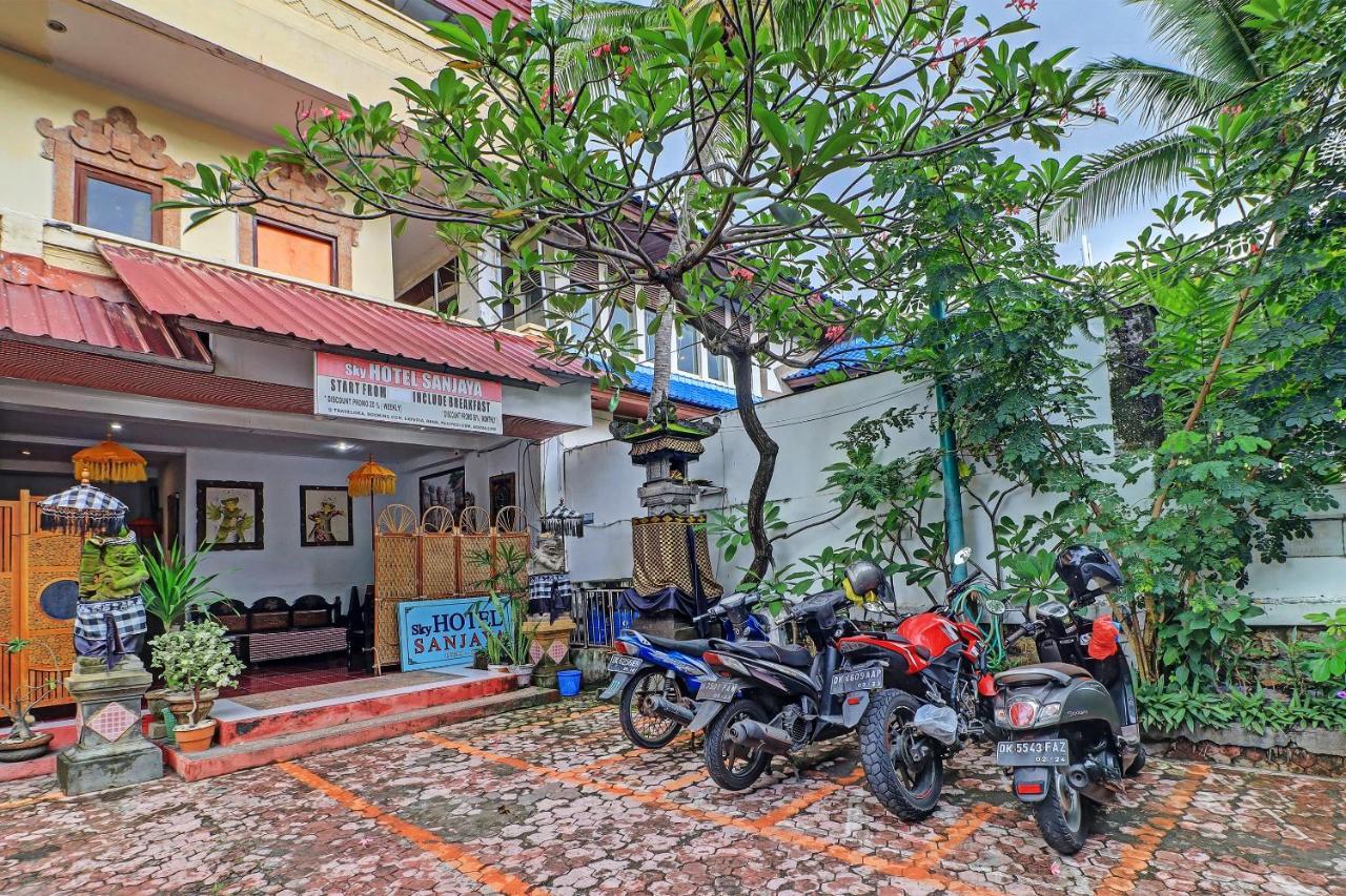 Capital O 91851 Hotel Sanjaya レギャン エクステリア 写真